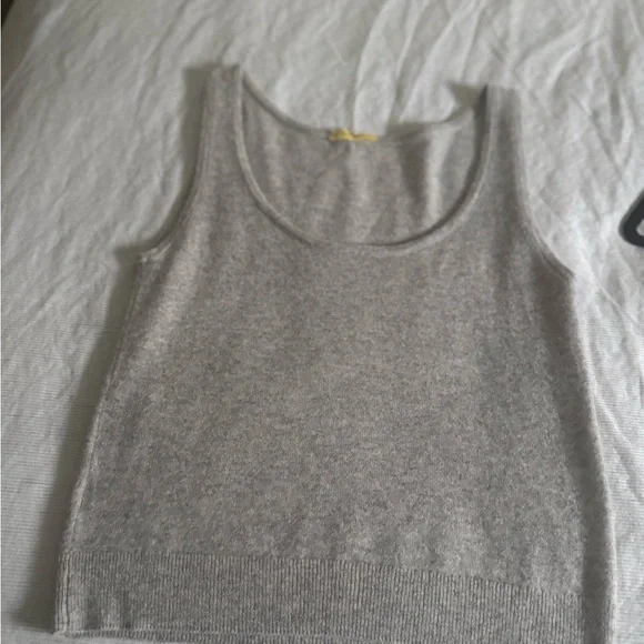Reformation Monaco Cashmere Tank Sold Out - Picture 3 of 6